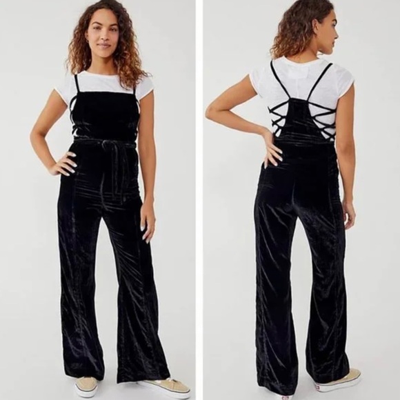 NWT Free People 90s Forever Velvet Overalls - Picture 2 of 4